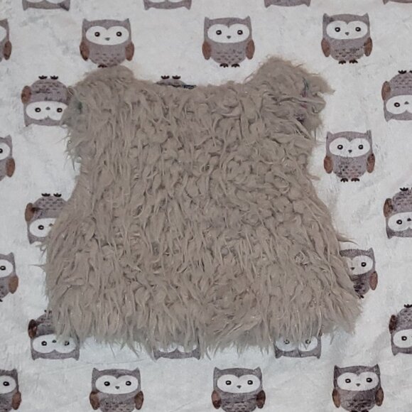 ❄️ 3-6m | Shaggy Vest - Picture 4 of 6